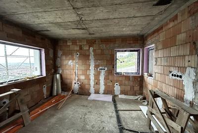 Casa individuala Narciselor 4 camere si teren 440 mp - 2