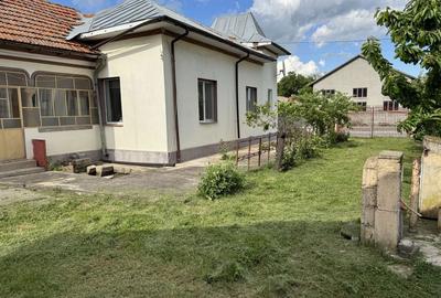Casă cu 4 camere în Doba - 1