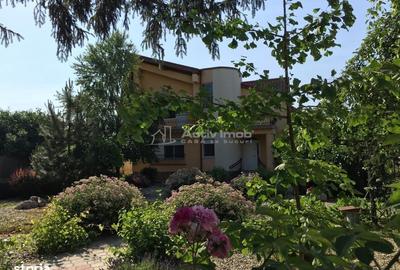 Casă cu 7 camere cu Teren 1200 Mp în Clinceni