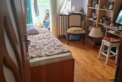 Apartament cu 4 camere semidecomandat în Runcu - 6