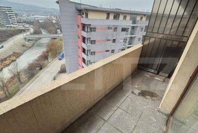 Apartament cu 2 camere decomandat în Central - 1