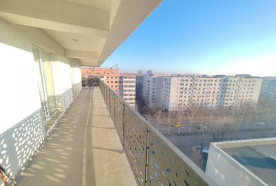 Apartament cu 4 camere decomandat în Titan - 18