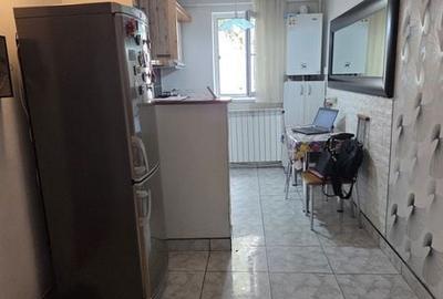 Apartament cu 3 camere în Central - 3