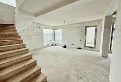 Casă individuală cu 6 camere cu Garaj în Năvodari - 11