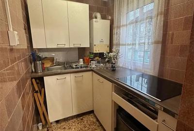 Apartament cu 2 camere decomandat în Central - 10