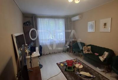 3 camere P/8, Gorjului, Str. Odgonului.