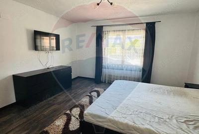 Casa / Vila cu 4 camere de vanzare - 3