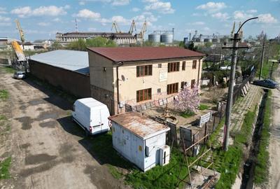 Spațiu industrial, de 4,454 mp, în Central - 3