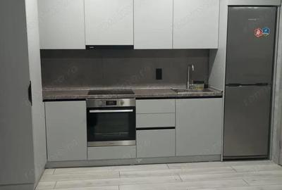 Apartament cu 2 camere decomandat în Take Ionescu
