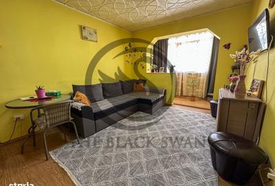 Apartament cu 3 camere semidecomandat în Malu Roșu - 1