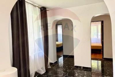 Apartament cu 3 camere de vanzare in zona Est - 1