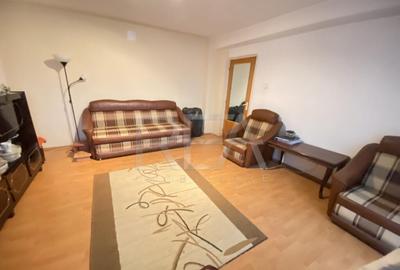 Apartament cu 3 camere decomandat în Rahova - 3