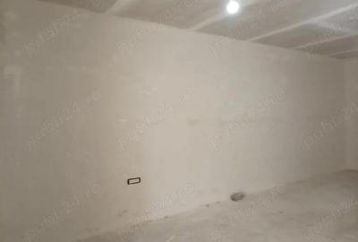 Spațiu comercial, de 50 mp, în Central