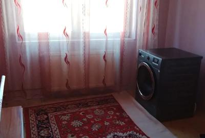 Casa de vanzare cu etaj in zona Lazaret (doua corpuri de cladiri) Casa de vanzare cu etaj in zona Lazaret (doua corpuri de cladiri) - 8