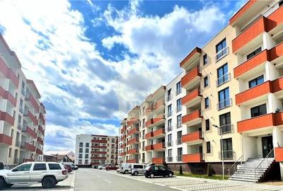 Apartament cu 3 camere decomandat, mobilat în Central