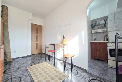 Calea Calarasilor - Matei Basarab, bloc 1987, etaj 3/4 - 9