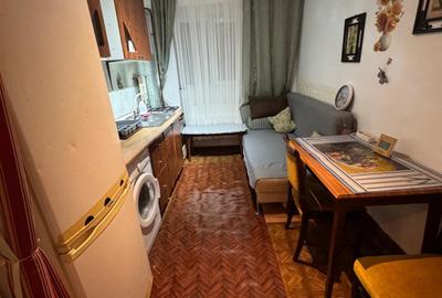 250 euro/luna, Inchiriere apartament  o camera, parter Micro 20 - 3