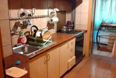 Apartament cu 3 camere decomandat în Complex Studențesc - 13