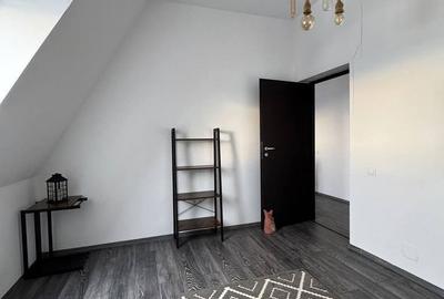 Apartament cu 3 camere în Tractorul