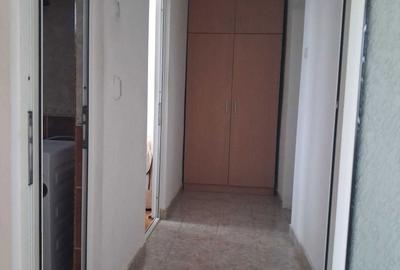 Apartament cu 3 camere decomandat în Central - 3
