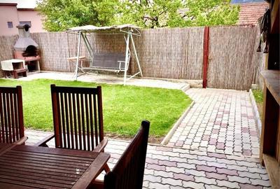 Apartament cu 3 camere decomandat în Iris