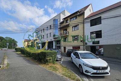 Spațiu comercial, de 43 mp, în Central