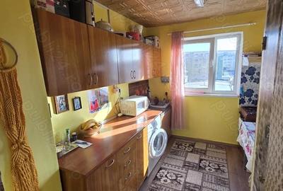 Apartament cu 3 camere decomandat în Aghireșu - 1