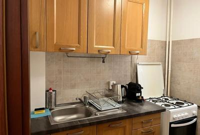 Apartament cu 2 camere semidecomandat, mobilat în P-ța Victoriei - 13