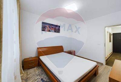Apartament cu 2 camere decomandat, mobilat în Tractorul - 5