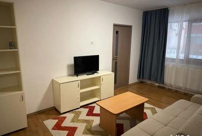 Apartament cu 2 camere nedecomandat în Central