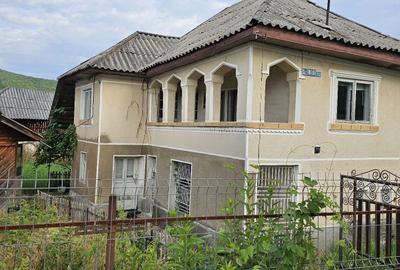 Casă cu 4 camere în Exterior Vest - 10