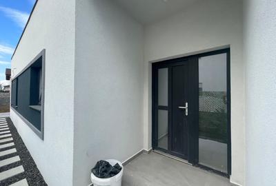 Duplex cu 4 camere cu Canalizare în Urseni - 11