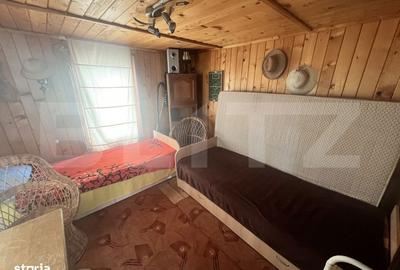 Casă cu 2 camere în Corunca