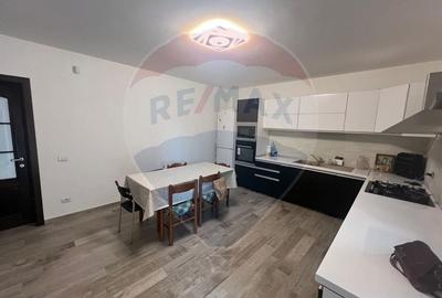 Casa 4 camere Focsani str Militari - 14
