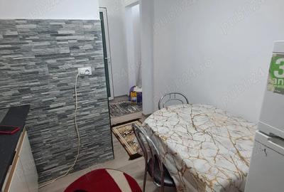 Garsonieră decomandată în Micro 40 - 4