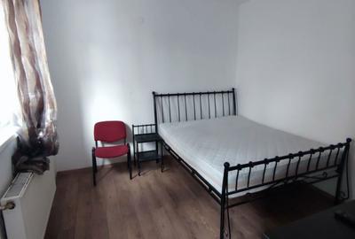 Garsonieră decomandată în Central - 2