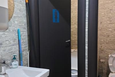 Spațiu comercial, de 50 mp, în Moșilor - 10