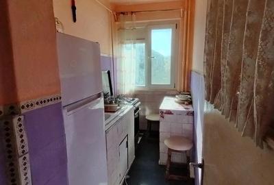 Apartament cu 2 camere semidecomandat în Găvana