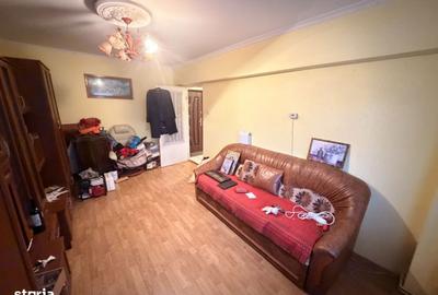 Apartament cu 2 camere decomandat în Vasile Aaron