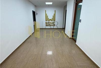 Apartament cu 3 camere decomandat în Central - 1