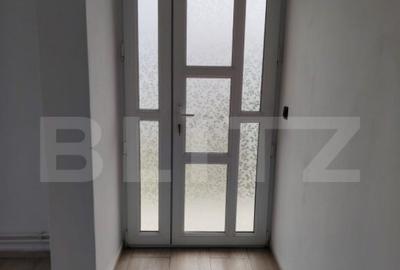 Casa de vanzare, cu 6 camere, 288 mp, zona Voinesti - 16