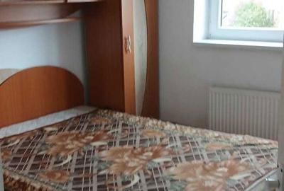 Apartament cu 3 camere semidecomandat în Central - 2