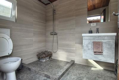 Casă cu 3 camere cu Teren 990 Mp în Central - 5