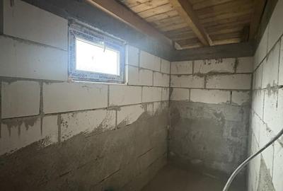 Casă cu 4 camere în Cetățeni - 17