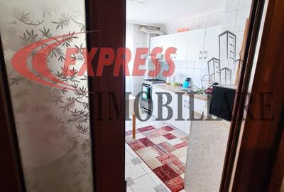 Apartament cu 2 camere decomandat în Berceni - 2