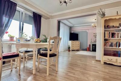 Apartament cu 3 camere decomandat în Nufărul - 7