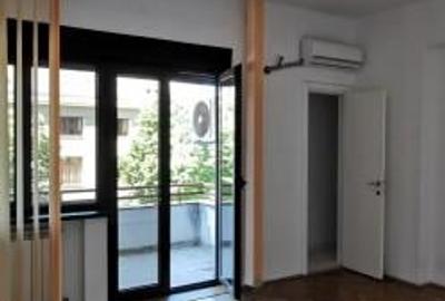 Penthouse cu 5 camere, mobilat în Amzei - 10