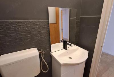 Apartament cu 3 camere decomandat în Victoriei - 7