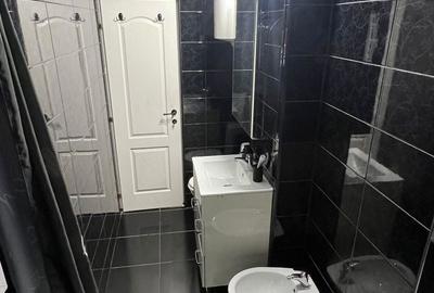 Apartament cu 3 camere decomandat în Central - 3
