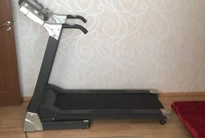 Apartament cu 3 camere decomandat în Alexandriei - 10